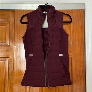 LULULEMON down for it all Vest